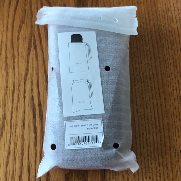 🕶 NEW Gucci Velvet hard clam-shell case - Picture 3 of 3